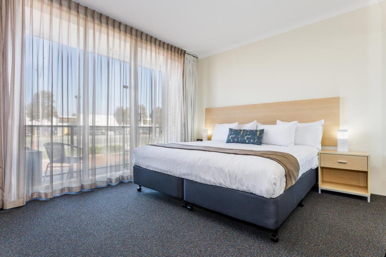 Perth Ascot Central Apartment Hotel Official Eksteriør bilde