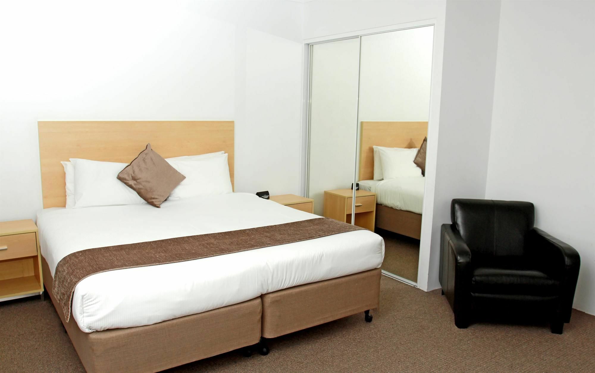 Perth Ascot Central Apartment Hotel Official Eksteriør bilde