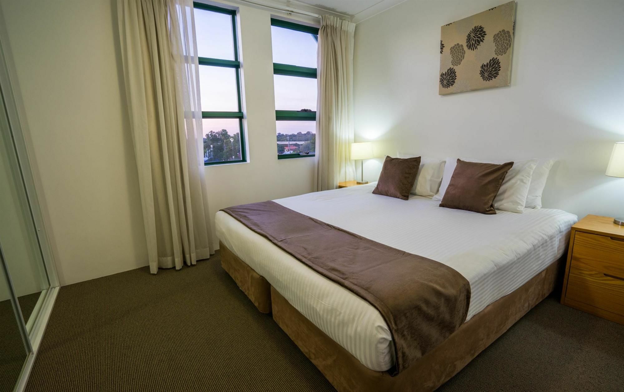 Perth Ascot Central Apartment Hotel Official Eksteriør bilde